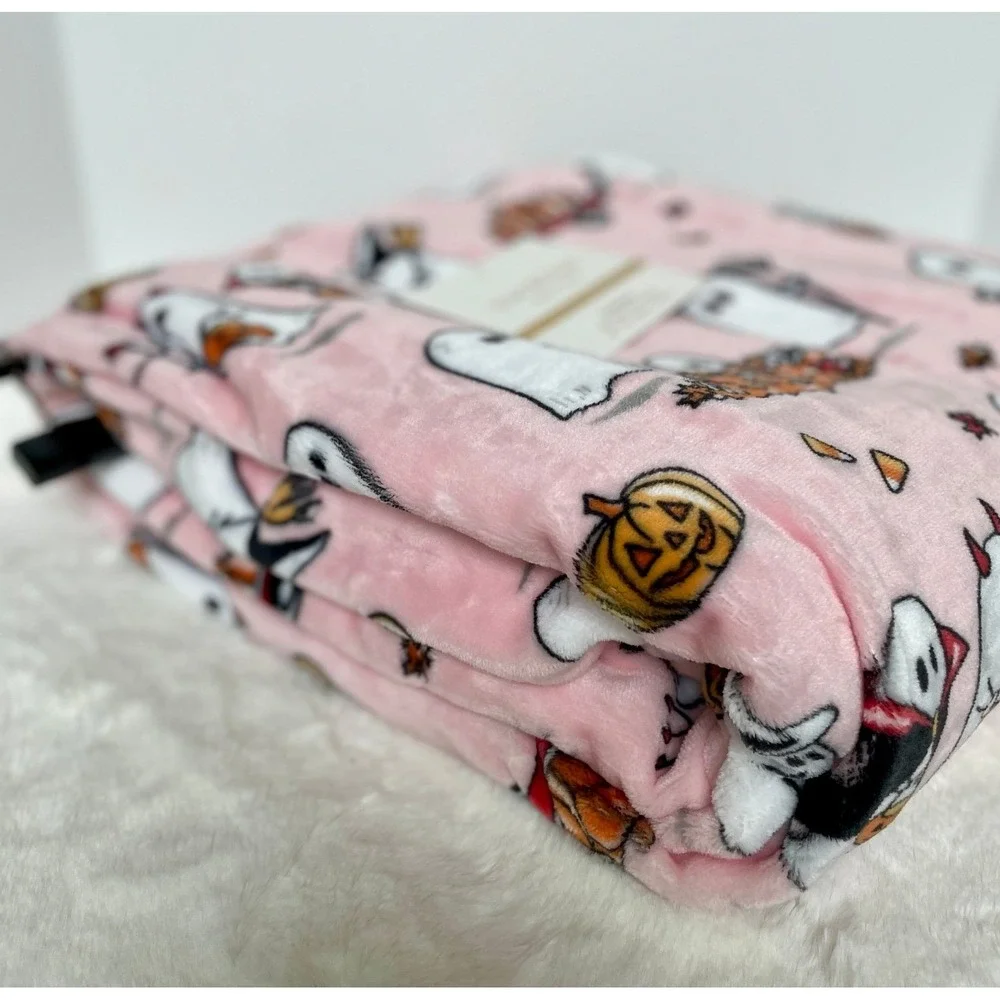ISAAC MIZRAHI Halloween Pink Ghost Fall‎ Autumn Leaves Oversized Throw Blanket